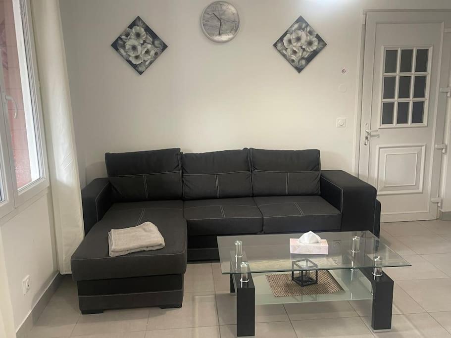 Apartmán L6/Villiers-Le-Bel Proche Roissy Exteriér fotografie